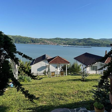 Dream Tricule Villa Svinita Kültér fotó