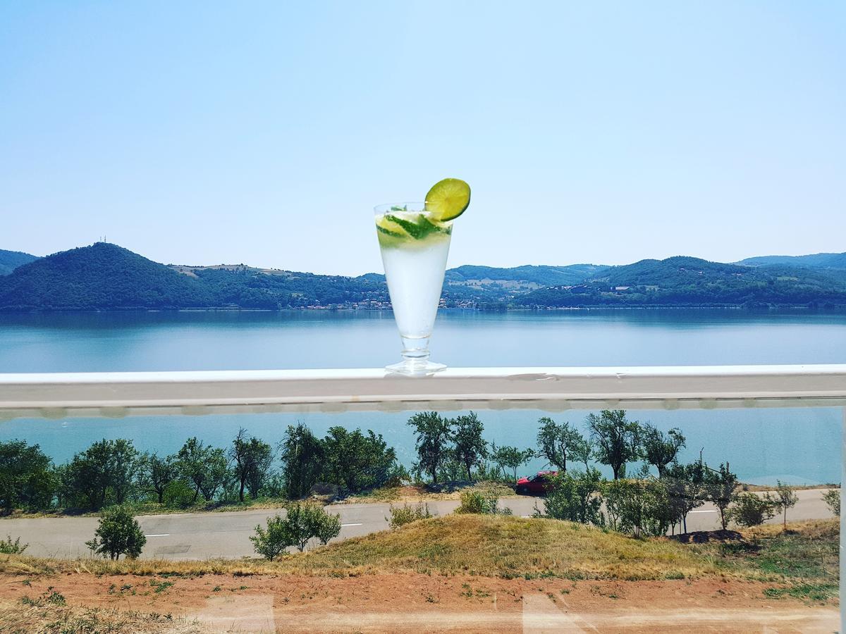 Dream Tricule Villa Svinita Kültér fotó